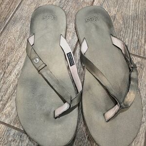 UGG Pewter Flip Flops Womens 9